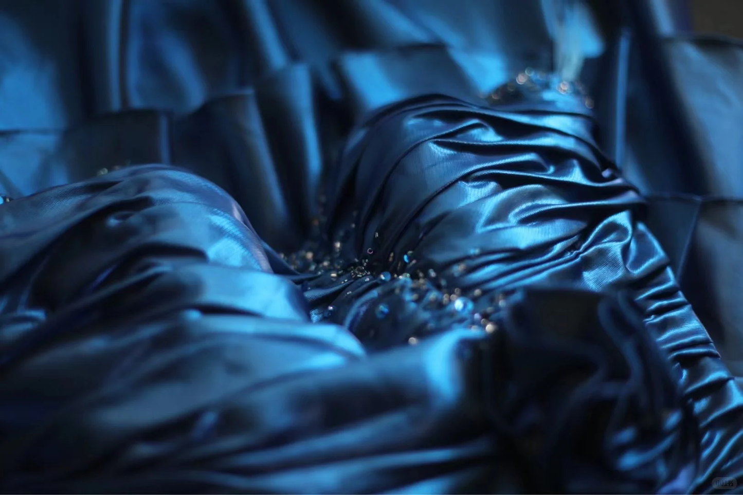 Navy blue tube top waist pleated hip cake skirt short skirt homecoming dress R4147