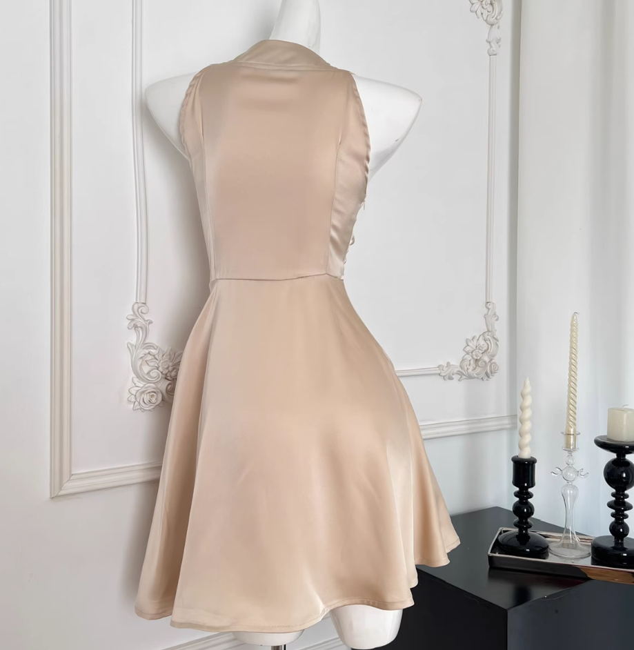 Vintage lady-like satin sleeveless dress with heavy beading R2097