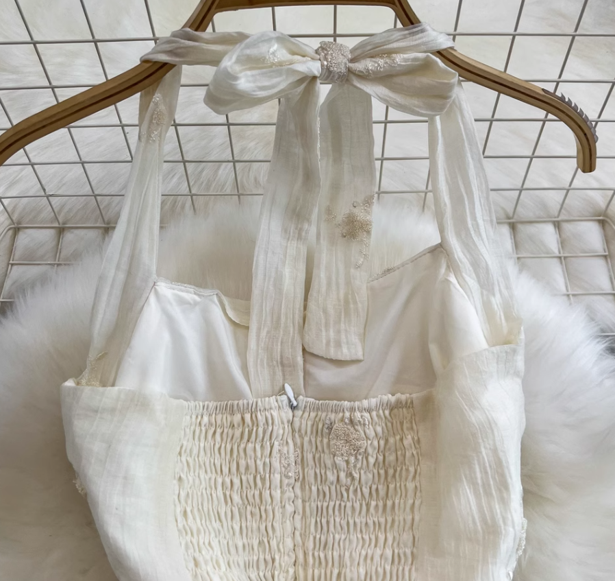 Light luxury temperament halter neck backless waist A-line embroidered dress seaside holiday long skirt R0379