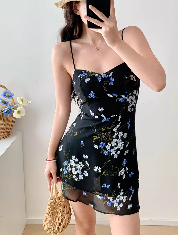 Retro black bottom floral suspender dress slim fit ruffled holiday dress R2805