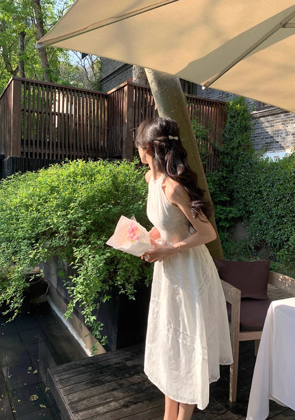 French style white sleeveless halter neck off-shoulder dress midi dress women's summer new style R4377