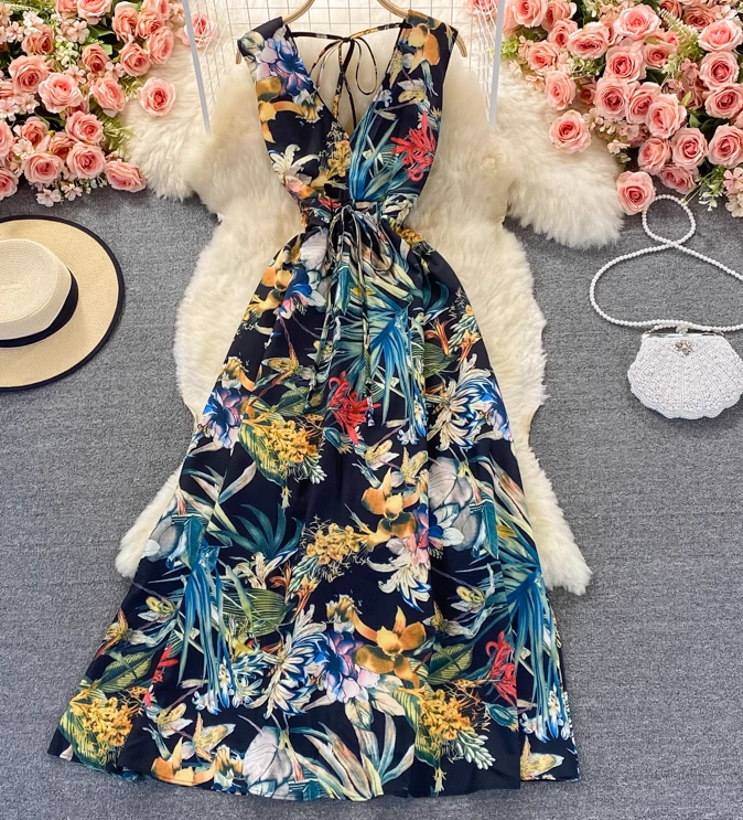 Backless V-neck printed dress for beach vacation, slim waist and long skirt R0360
