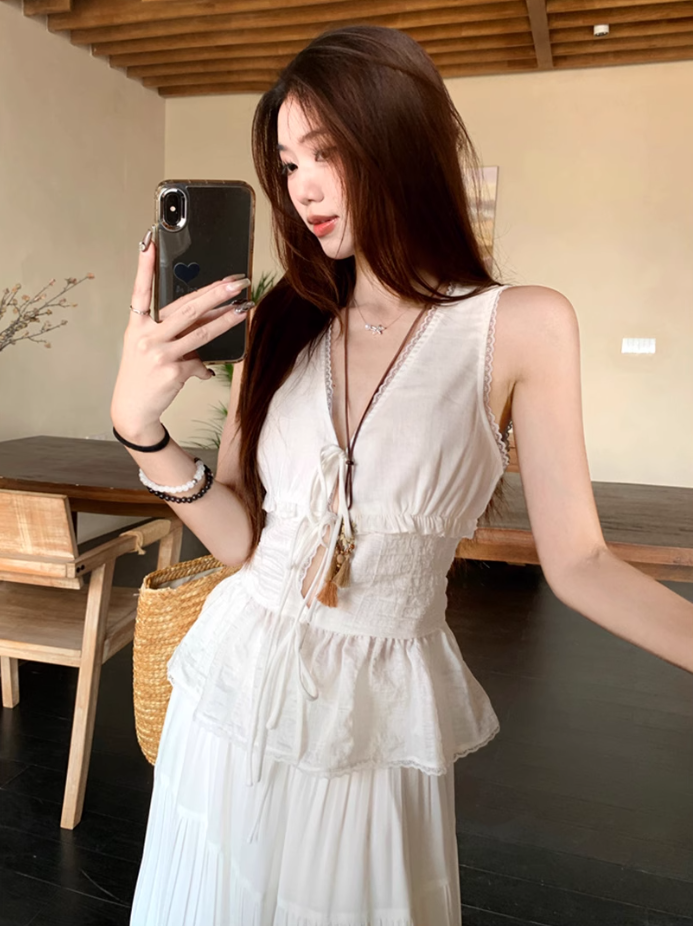 Fairy's complete outfit: strappy v-neck lace vest skirt two-piece set R1738