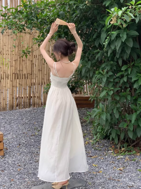 Holiday beach dress atmosphere waist temperament high-end sling dress R1517