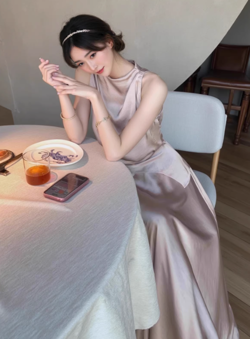 French style halter neck satin suit temperament two-piece suit waist high-end gentle long skirt R1503