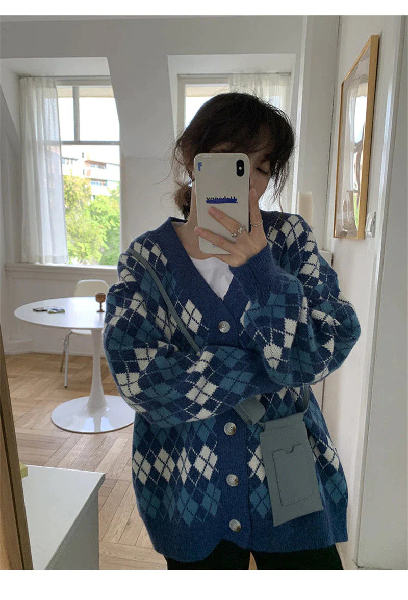 Argyle Pattern V-Neck Knitted Cardigan Sweater S2792