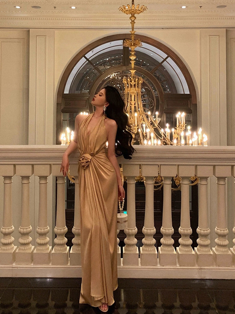 V-neck halter dress for women 2025 new backless holiday dress S5544