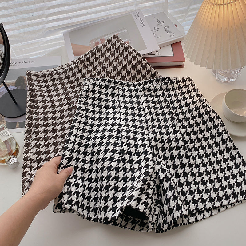 Houndstooth shorts     S493
