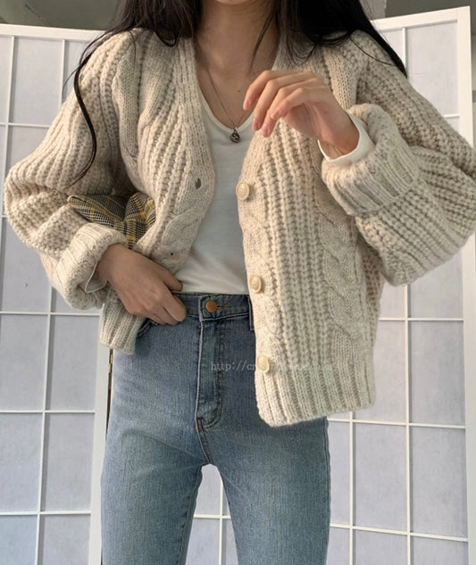 Simple V-neck knitted sweater coat   S64