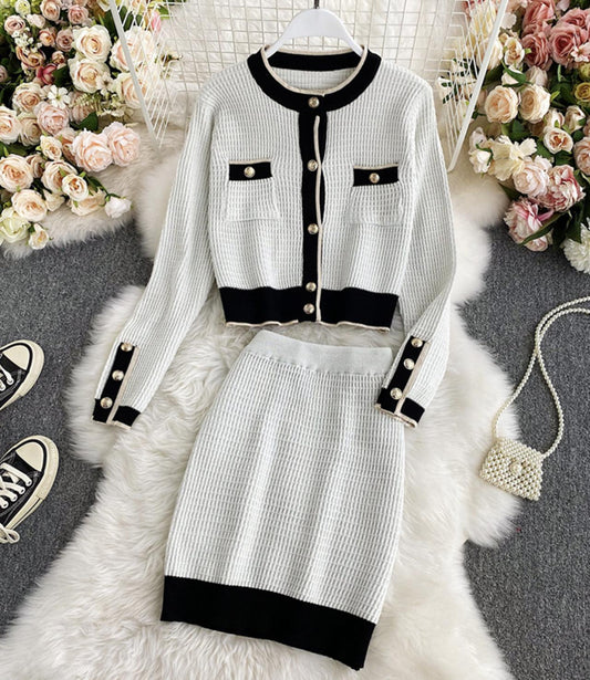 Stylish knitted suit   S53