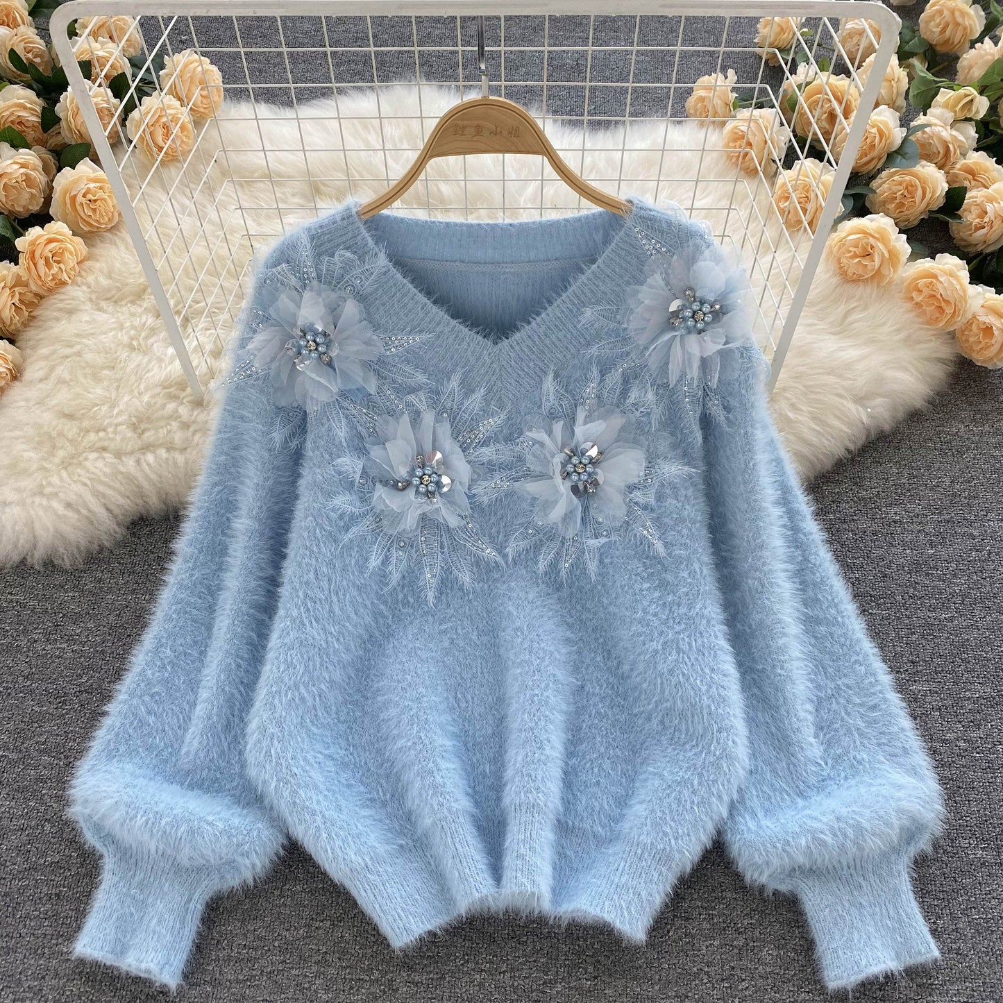 High-end three-dimensional beaded flower V-neck sweater retro knit sweater top S595