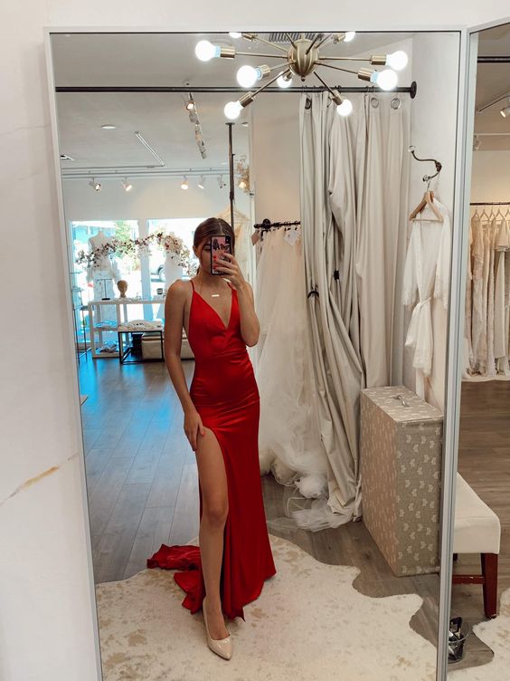 Spaghetti Strap Red Long Evening dresses S1571