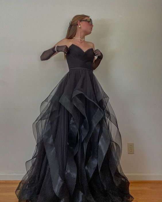 Black Prom Dress Charming Evening Dress    S1713
