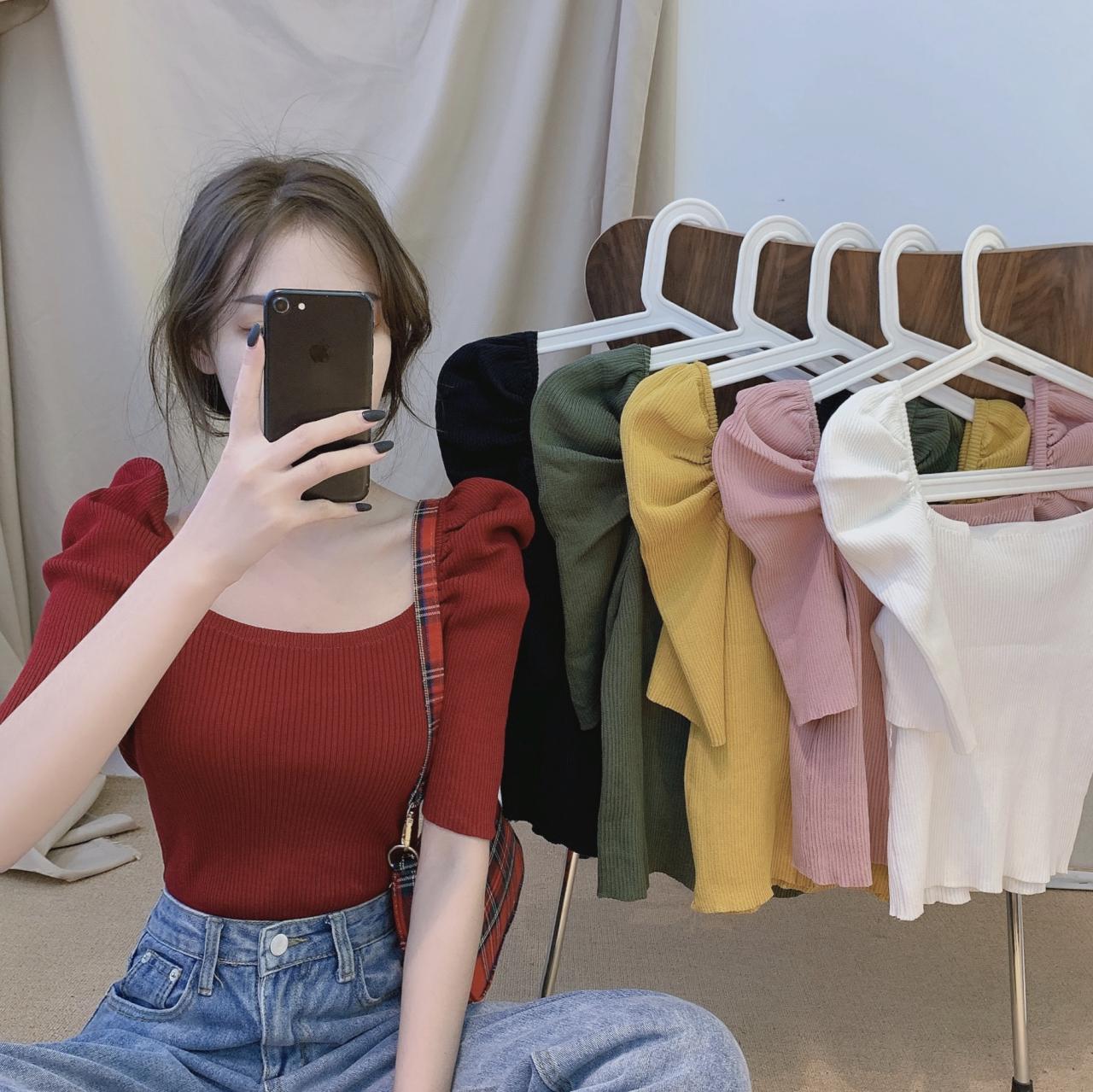 Cute round neck knitted top S46