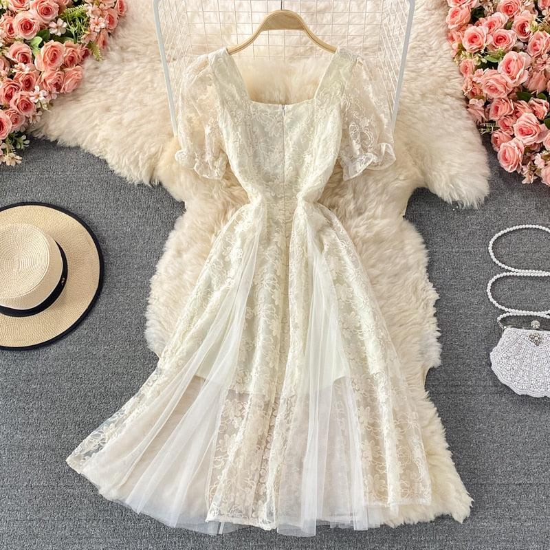 French Square Neck Lace Dress Elegant Women Summer Short Sleeve Mesh S548