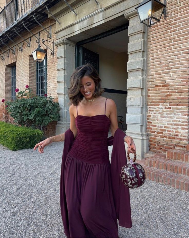 Elegant Grape Pleated Fashion Sleeveless Long Dresses Evening Gowns Party Dresses   S6926