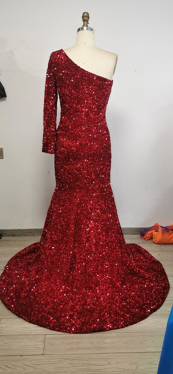 arabic prom dresses, sequins prom dresses, one shoulder prom dresses, red evening dresses      S1961