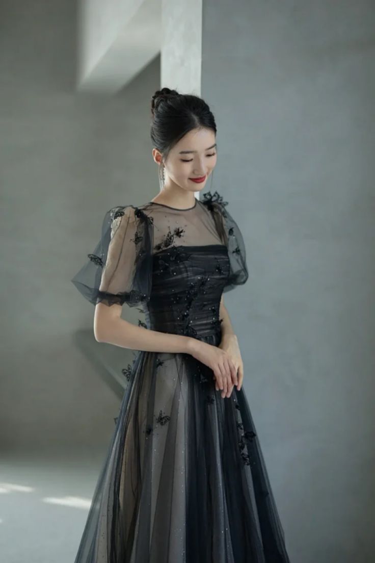 Black Elegant Formal Evening Dress    S2753