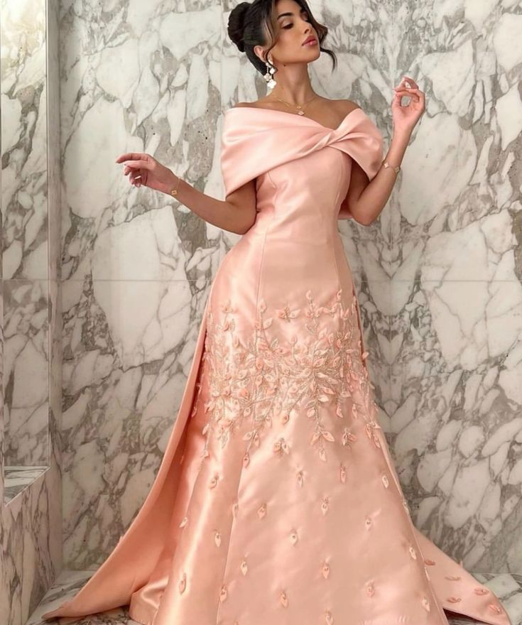 Blush Pink Luxury Arabic Evening Dresses Off The Shoulder Satin Beadings Prom Dress     S6814