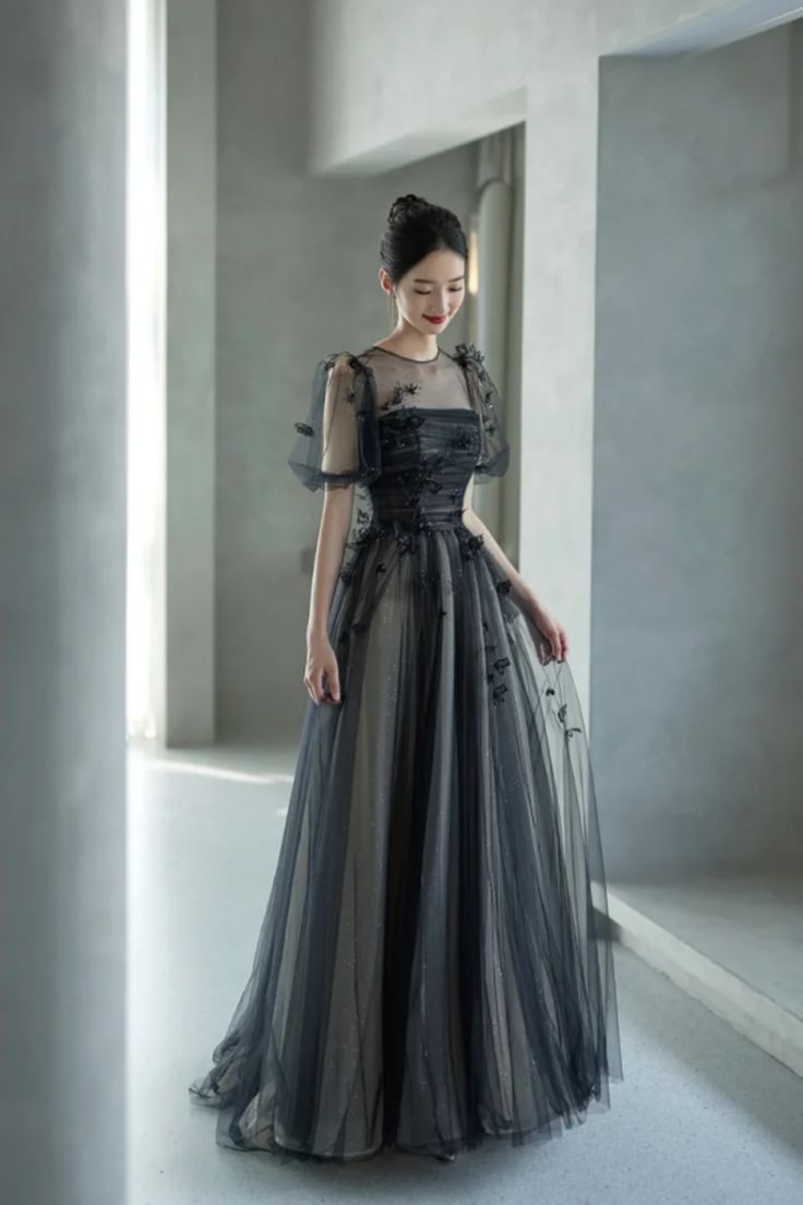 Black Elegant Formal Evening Dress    S2753