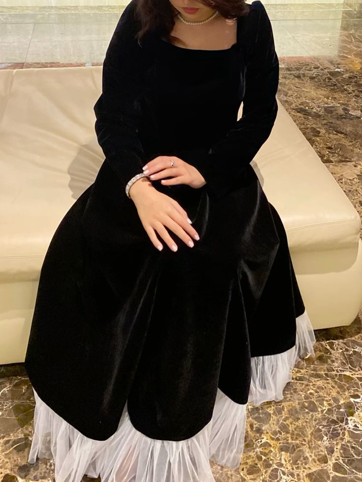 A-Line/Princess Long Sleeves Prom Dresses     S1310