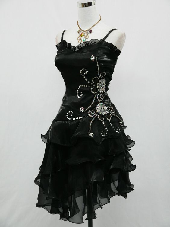 Black Chiffon Beaded Mini Prom Dress Homecoming Dress    S6387