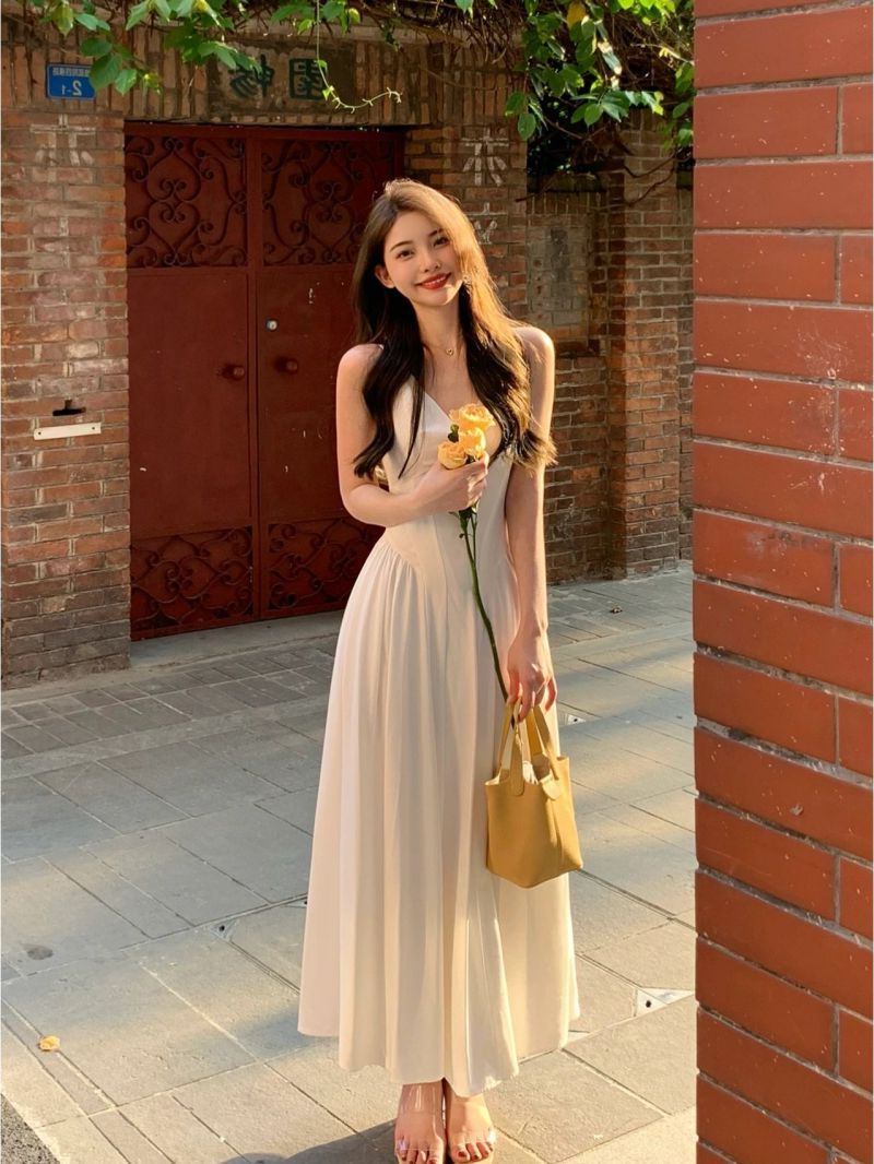 Fairy long v-neck white suspender dress     S5792