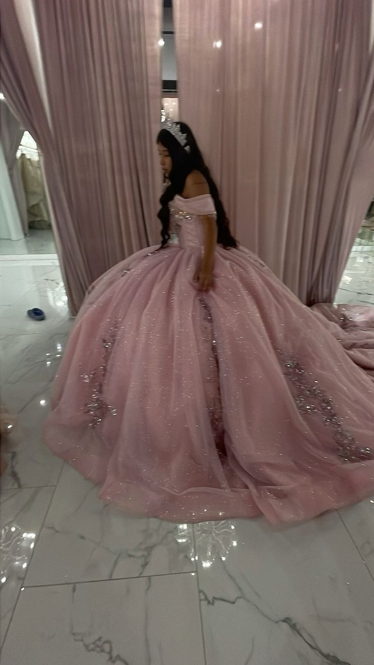 Pink Elegant Tulle Off Shoulder Ball Gown Quinceanera Dress       S5929