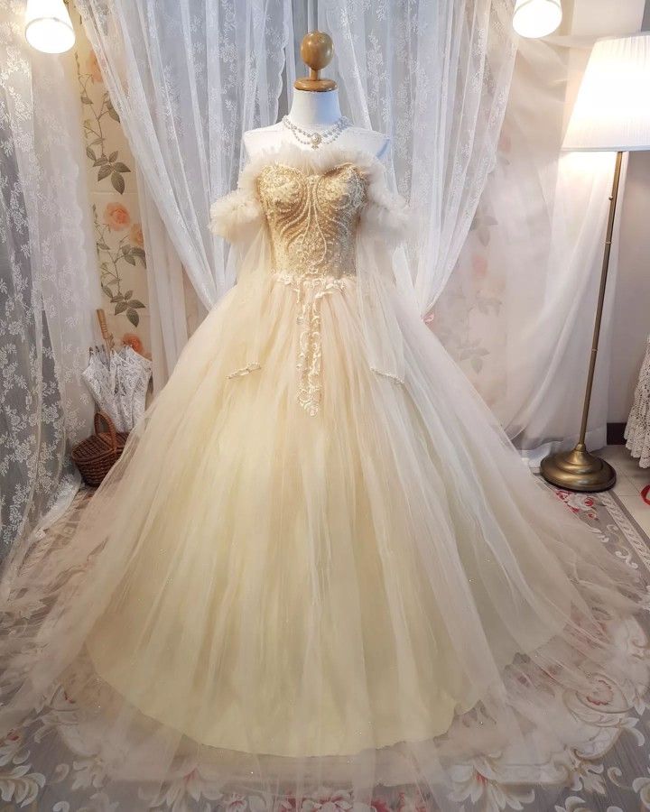 A Line Charming Champagne Prom Dresses Ball Gown Off Shoulder Long Evening Dress       S6331