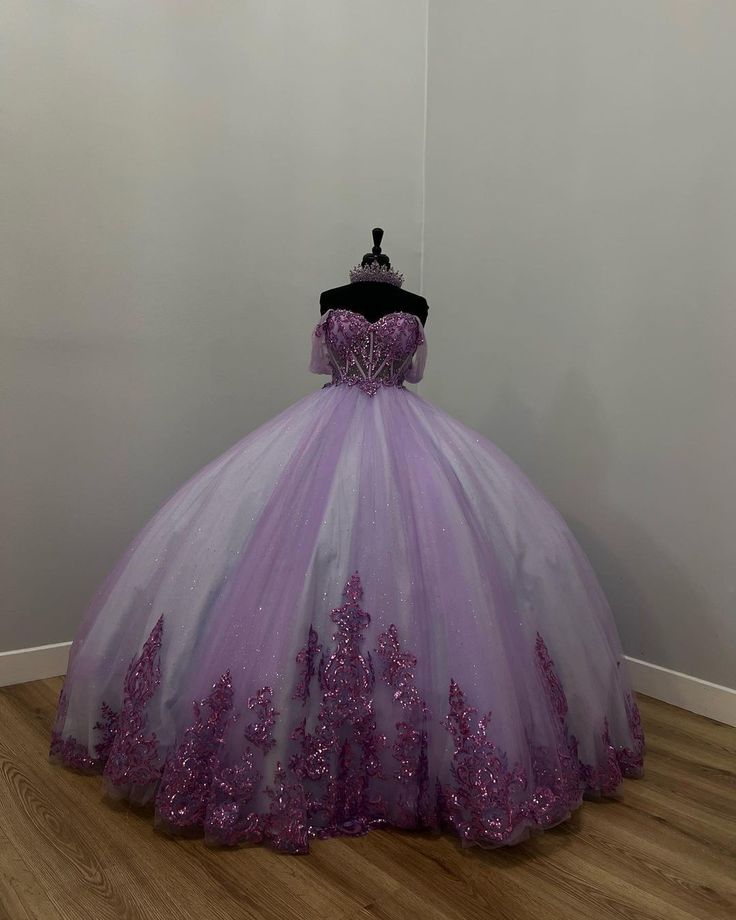 Off Shoulder Beading Appliques Ball Gown Sweet 15 Quinceanera Dress      S6461