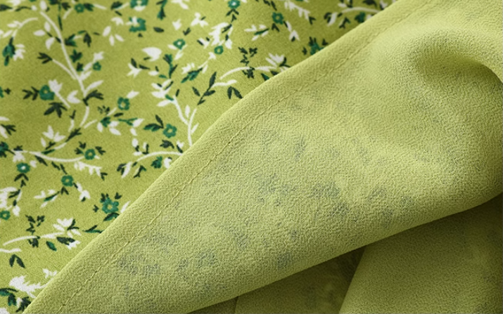 French holiday style green 2025 new dress high-end waist slimming R2599