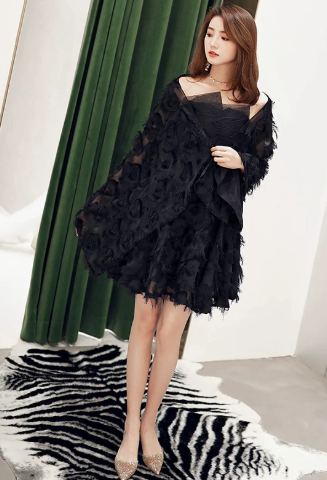 Elegant Black A-Line Strapless Tulle Birthday Dress Quinceanera Dress with Embroidery RS015