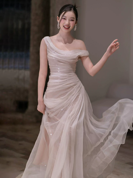 French retro Bateall One Shoulder Tulle Long Wedding Dress with Draped Fold for women RS011