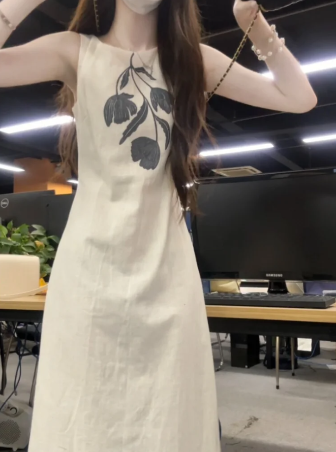 Simple and generous sleeveless dress niche linen print beautiful temperament long dress R0713