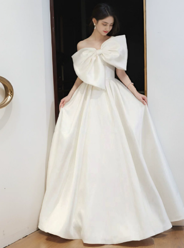 Elegant White A-Line Strapless Dress with Bow-knot Birthday Dress Evening Dress RS026