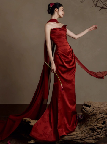 French Retro Burgundy Mermaid Strapless Long Dress with Ribbon Trim Quinceanera Dress Evening Dress RS043