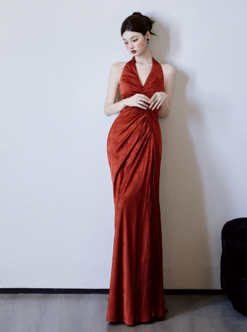 French Retro Burgundy Mermaid Halter Long Dress with Ribbon Trim Quinceanera Dress Evening Dress RS044