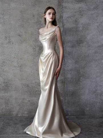 Elegant Light Ivory Mermaid One-shoulder Long Women Dress Prom Dress Evening Dress RS053