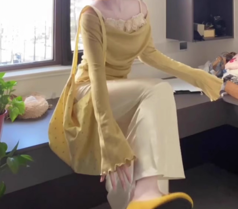 A complete set of outfits yellow one-shoulder top hip skirt 2025 two-piece suit R0768