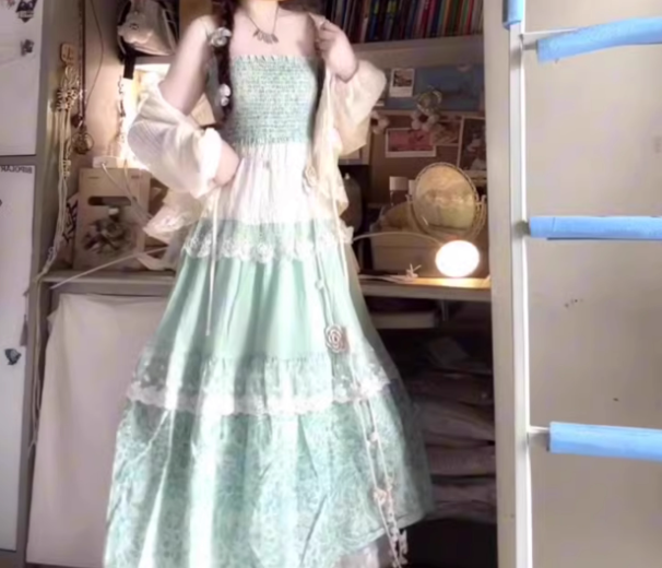 Green fake two-piece floral suspender dress gentle temperament waist A-line long skirt R0692