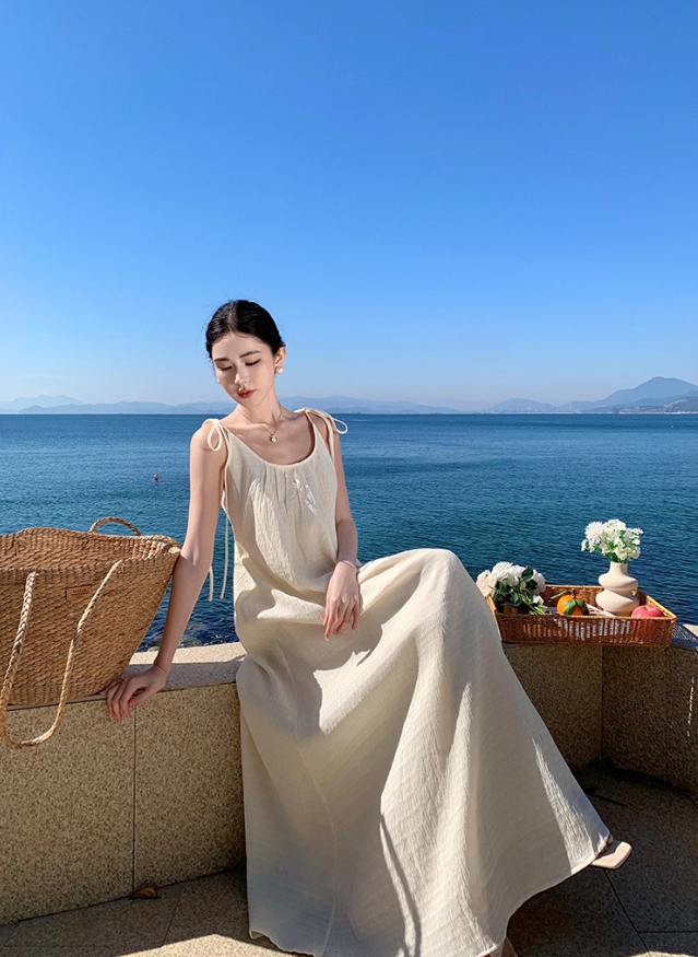 Gentle temperament backless suspender dress cold style unique and special skirt R0595