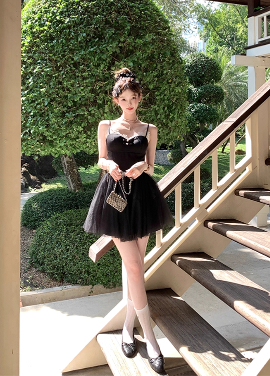 Black mid-length waist a-line suspender dress summer French temperament skirt R4943