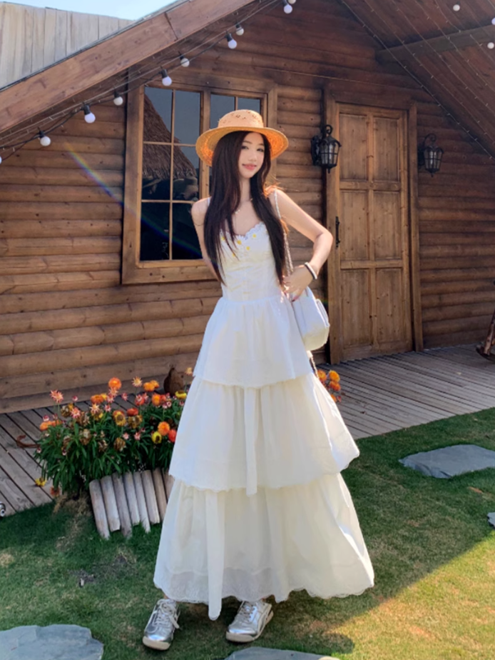 Fairy Qianjinfeng waist skirt daisy flower gentle white moonlight cake dress R1748