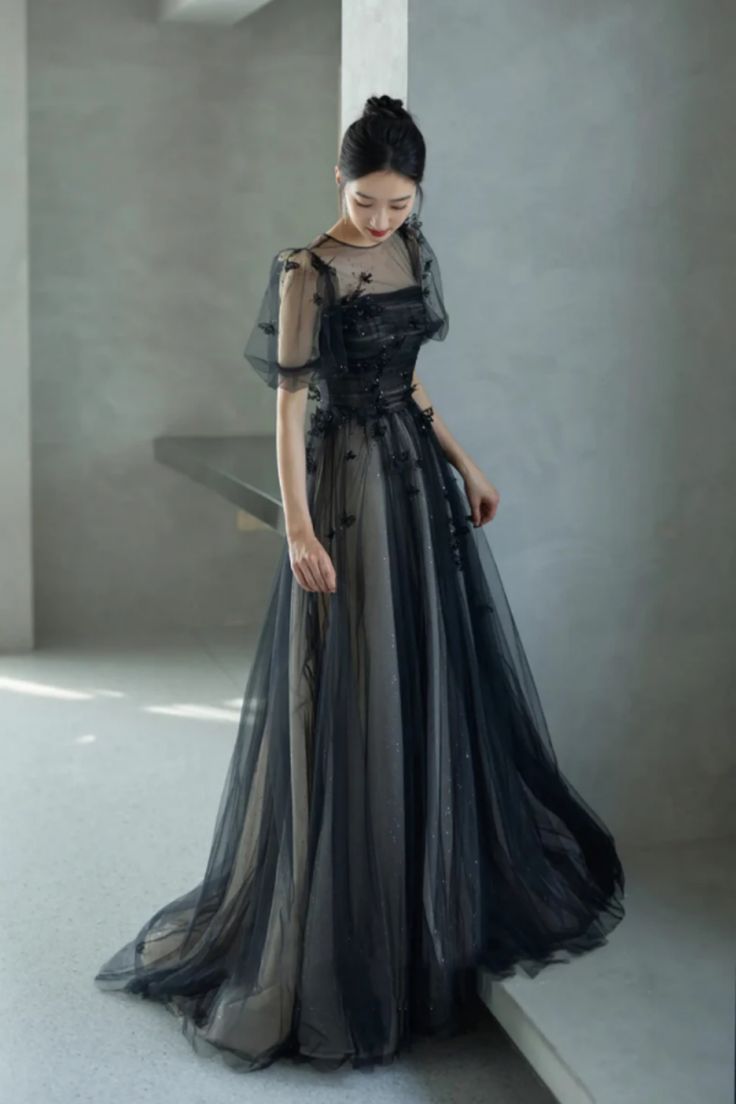 Black Elegant Formal Evening Dress    S2753