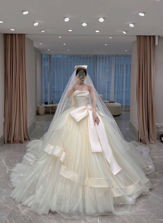 A Line Tulle Wedding Dresses Sleeveless Long Bridal Gowns    S6648
