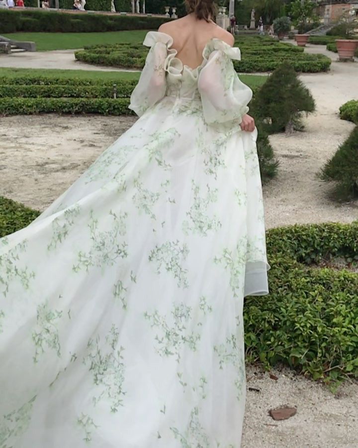 Green wedding dress, Bohemian wedding dress, Romantic wedding dress, Long Sleeve Dress     S6644