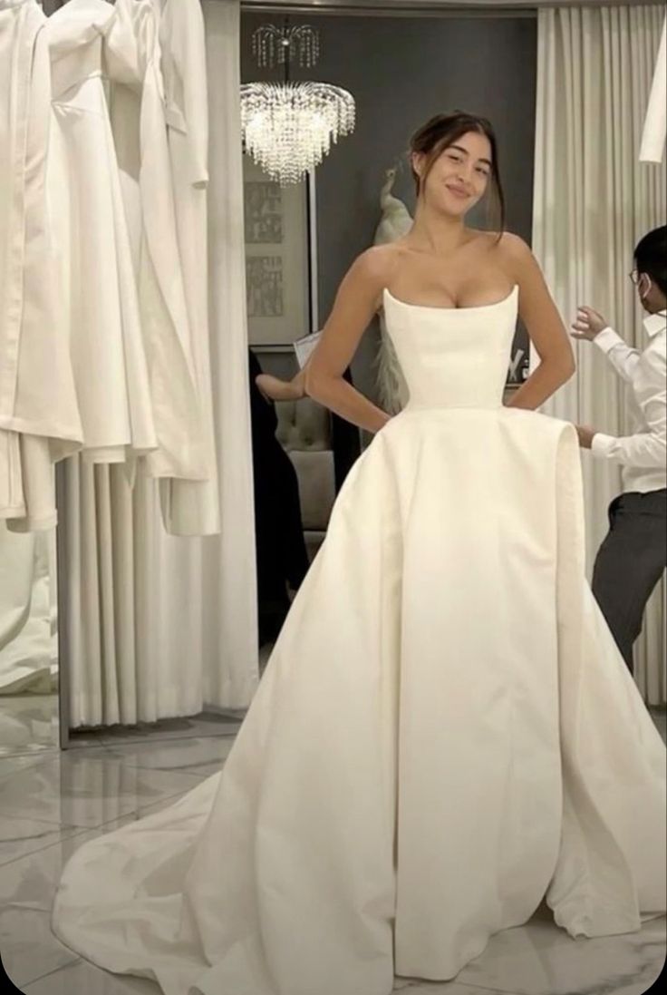 A-Line Satin Strapless Wedding Dress Elegant Long Wedding Party Dress     S6587