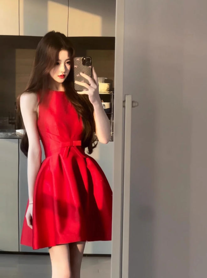 Red waist vest dress temperament dress puffy skirt R0548