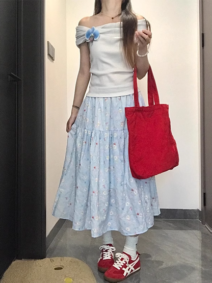 Pure and gentle holiday style striped one-shoulder T-shirt floral skirt two-piece suit R0876