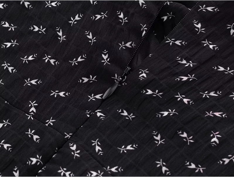 2025 Summer New Black Retro Floral A-line Waist Short Suspender Dress R0977